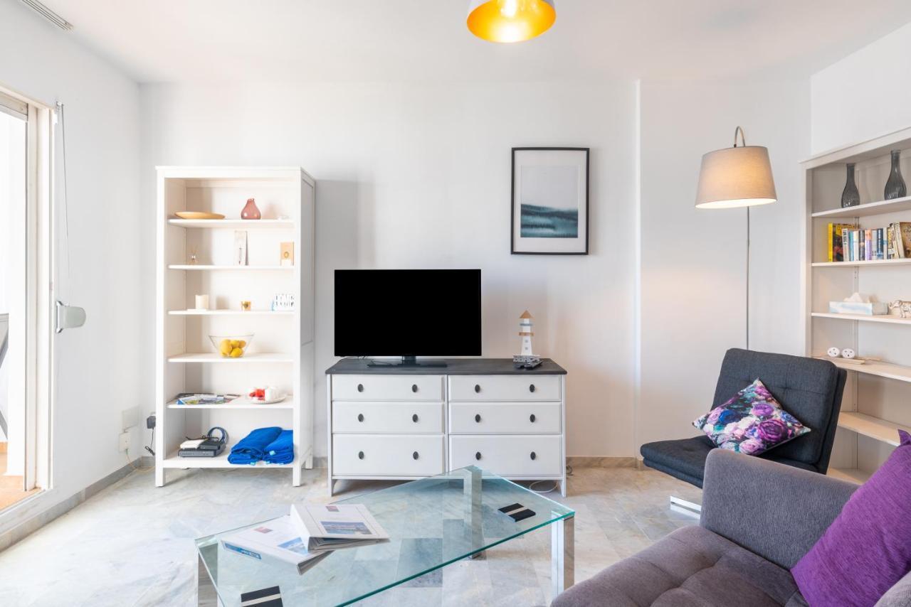 Luxury 3 Bed Apartment Torreblanca ฟูเอนฮิโรลา ภายนอก รูปภาพ