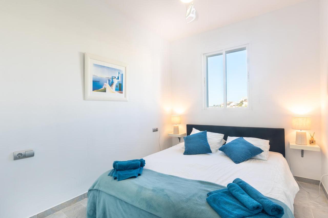 Luxury 3 Bed Apartment Torreblanca ฟูเอนฮิโรลา ภายนอก รูปภาพ